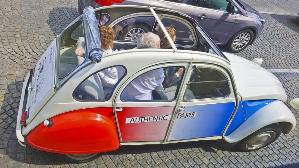 Citroen sightseeing in Paris