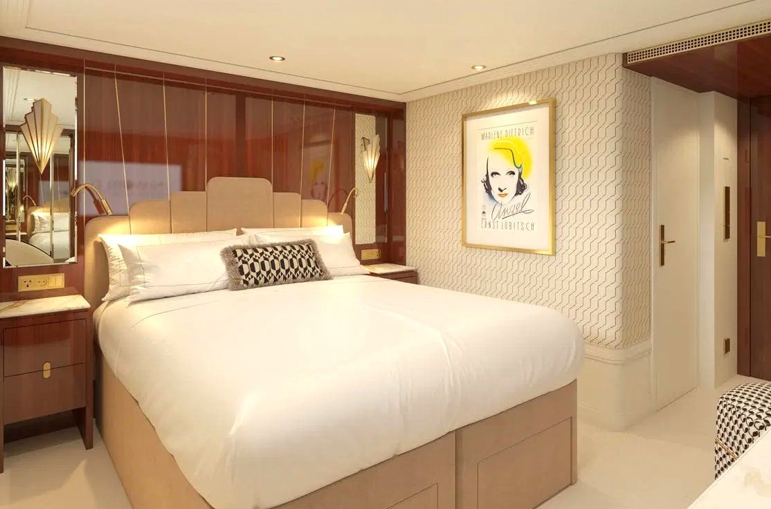 Marlene suite bedroom decor--Uniworld